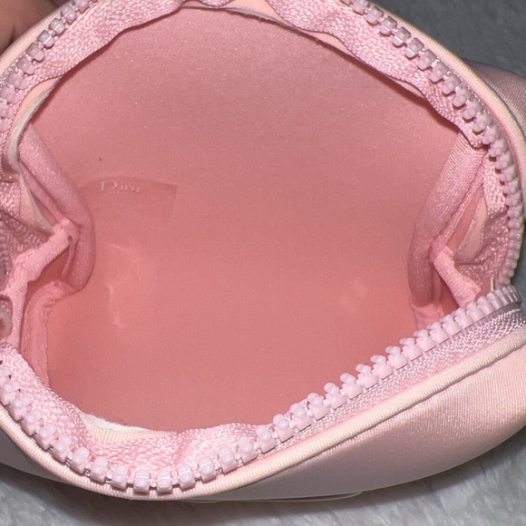 DIOR BEAUTY POUCH - Picture 2 of 3